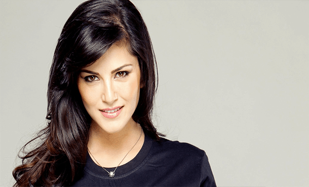 Sunny Leone Height, Weight, Age, Wiki, Biography, Affairs, Family & More