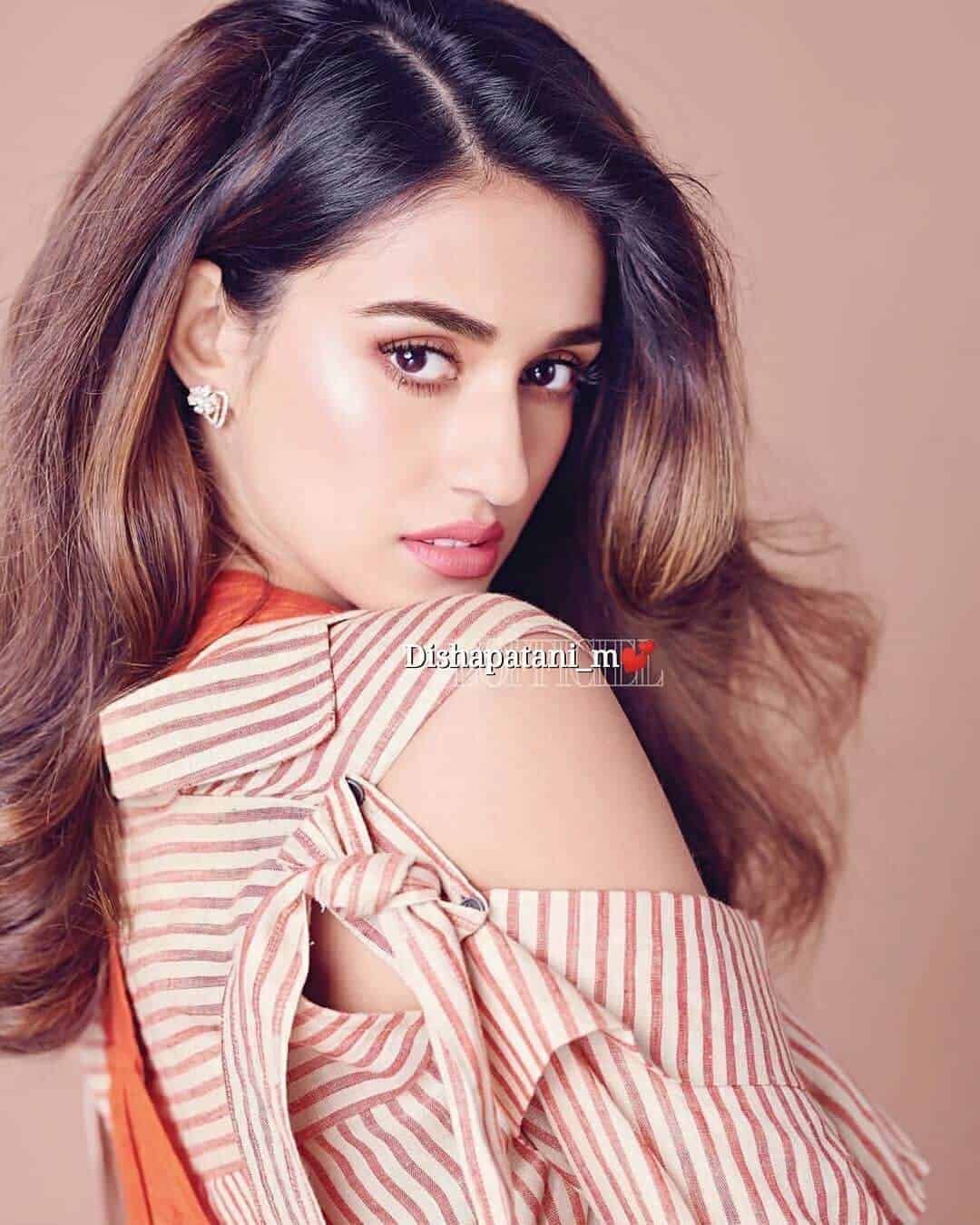 Disha Patani Height, Weight, Age, Wiki, Affairs, Family & More