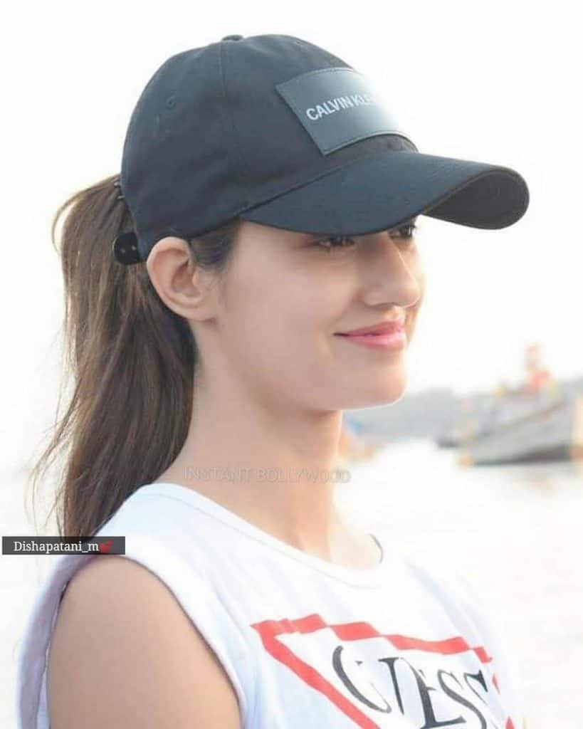 Disha Patani Height, Weight, Age, Wiki, Affairs, Family & More