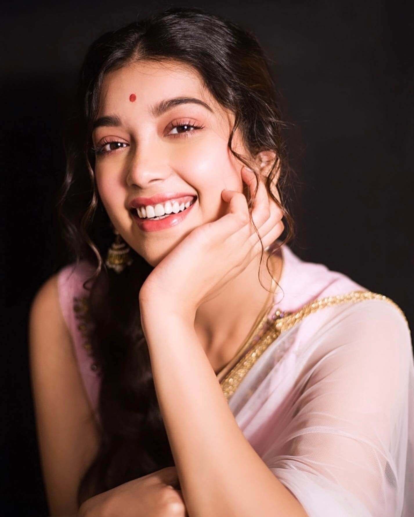 Digangana Suryavanshi Height, Weight, Age, Wiki, Biography, Husband & More